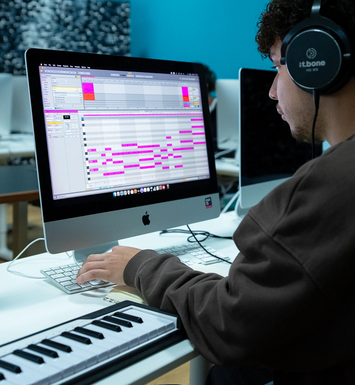 Curso Produção e Criação Musical Eletrónica