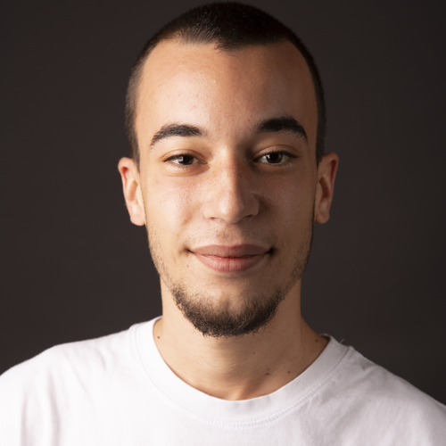 Tiago Botelho Formando Curso Técnico Design de Comunicação e Multimédia